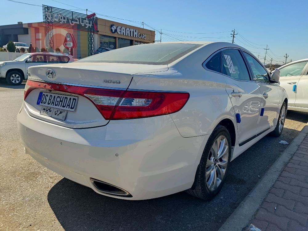 Hyundai Azera